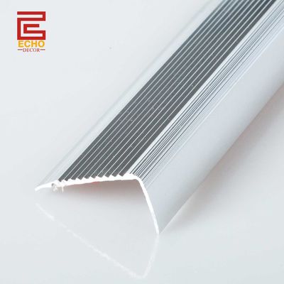 Chất liệu nhôm bền Metal Stair Nose Trim External Floor Step Nose Profiles